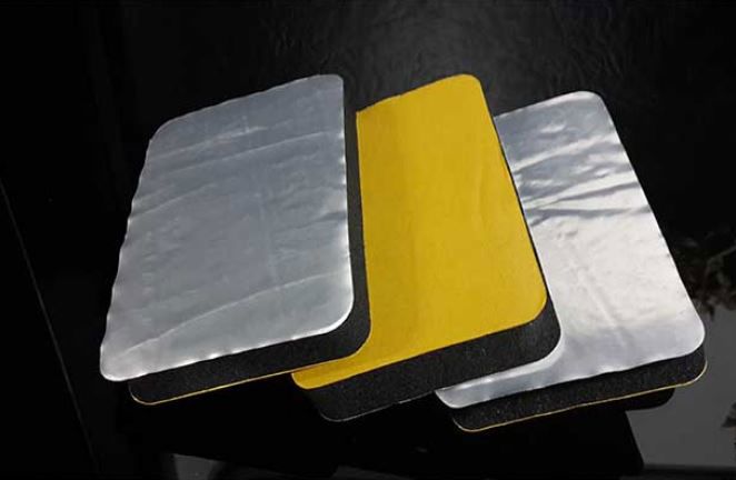 عایق رولی پشت چسب‌دار روکش آلومینیوم آریافلکس ضخامت 10 میلیمتر