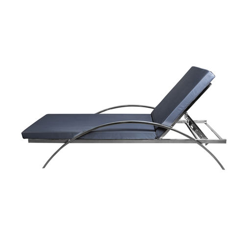 تخت کنار استخر آکوامارین مدل کلاود