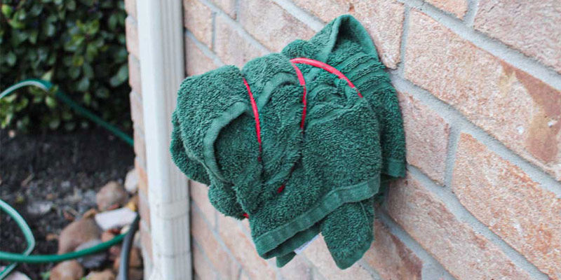 جلوگیری از یخ زدن لوله هابا حوله گرم